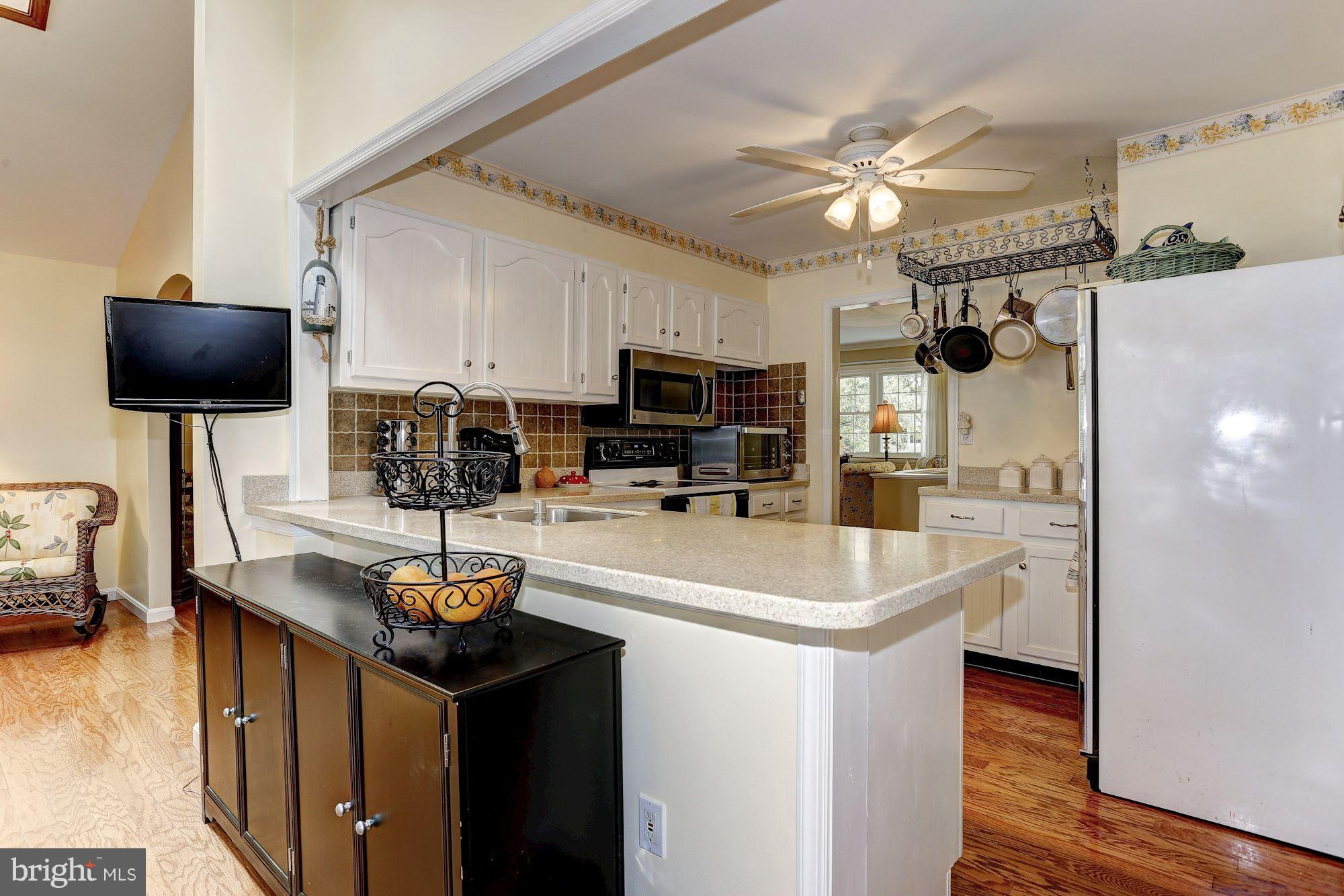 440 Ruth Road Arnold, MD 21012 - Photo 13 of 30 Kitchen