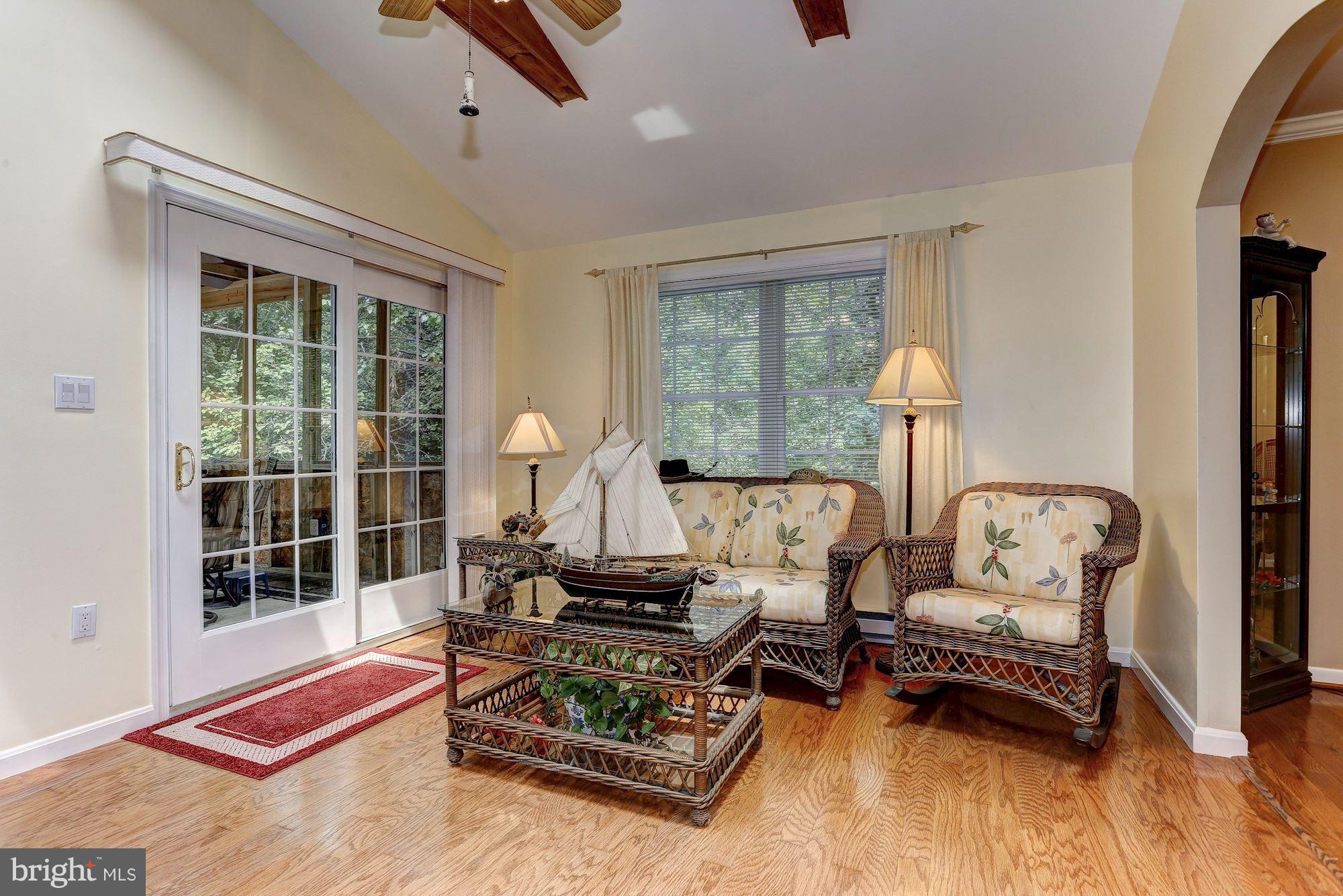 440 Ruth Road Arnold, MD 21012 - Photo 15 of 30 Interior (General)
