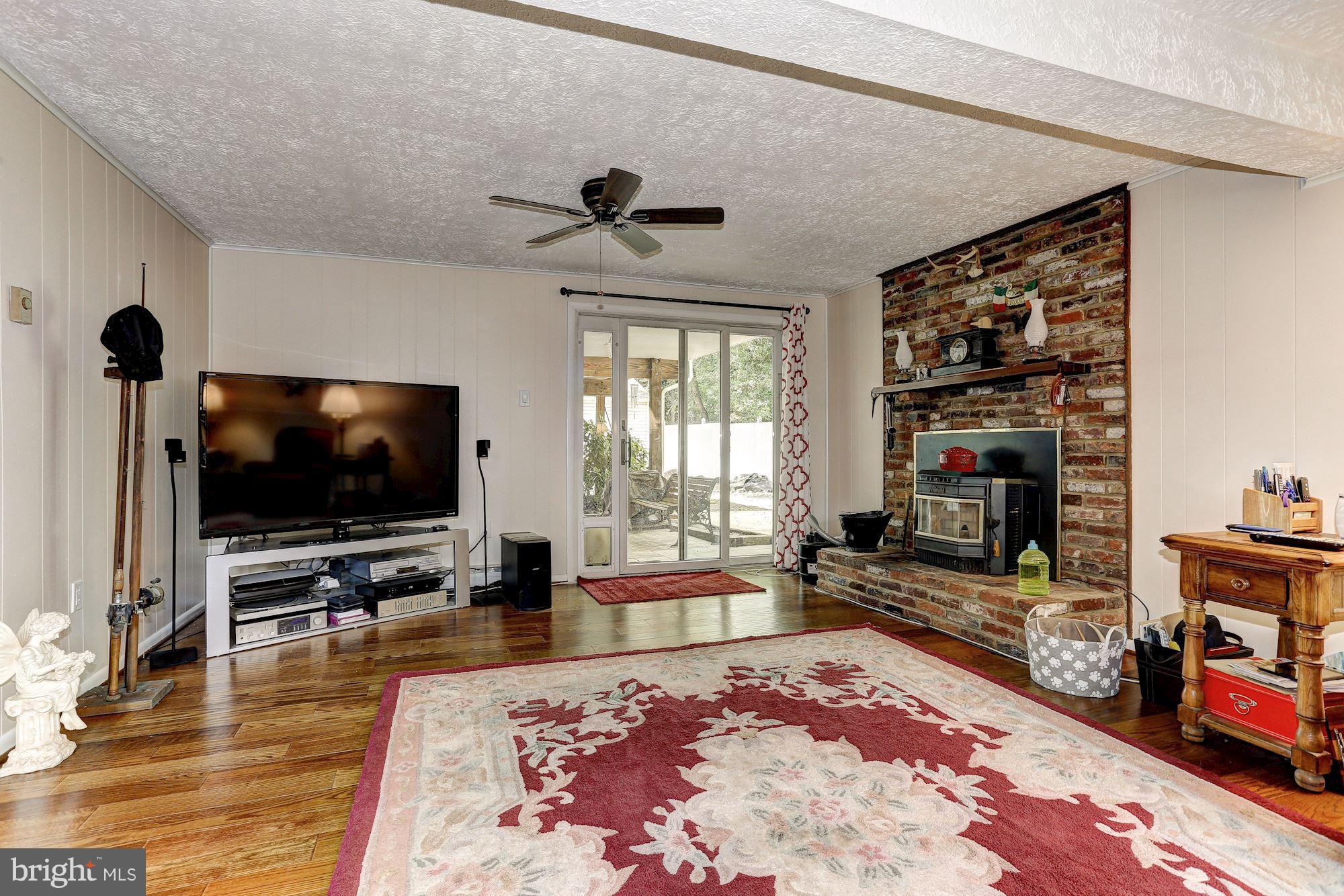 440 Ruth Road Arnold, MD 21012 - Photo 21 of 30 Family Room
