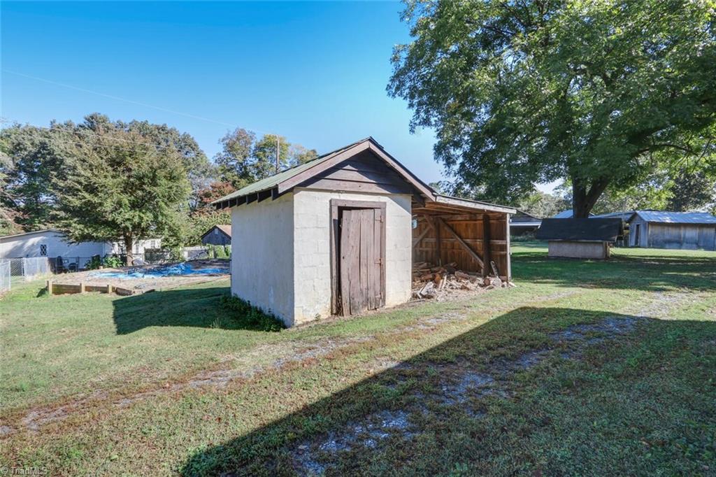 1349 Tate Road Reidsville, NC 27320 - Photo 35 of 45 Gallery Image 35