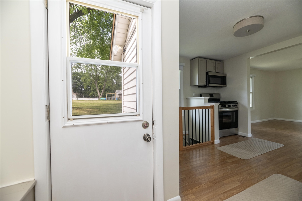 810 Constantine Street Three Rivers, MI 49093 - Photo 10 of 39