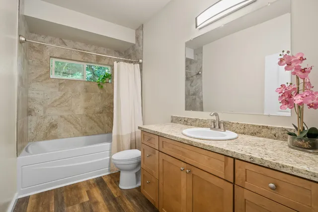 $1,179,000 | 6413 A Kawaihau Road, Unit 2, Kapaa, HI 96746