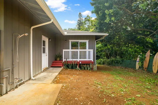 $1,179,000 | 6413 A Kawaihau Road, Unit 2, Kapaa, HI 96746