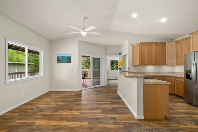 $1,179,000 | 6413 A Kawaihau Road, Unit 2, Kapaa, HI 96746