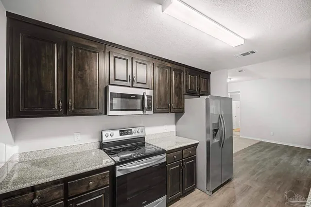 $260,000 | 5179 Lake End Drive, Milton, FL 32583