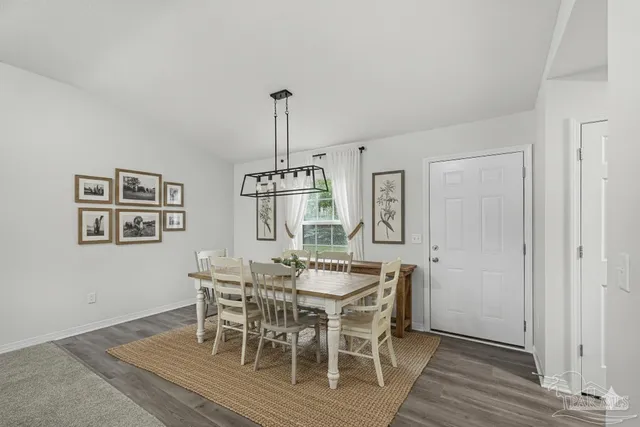 $260,000 | 5179 Lake End Drive, Milton, FL 32583