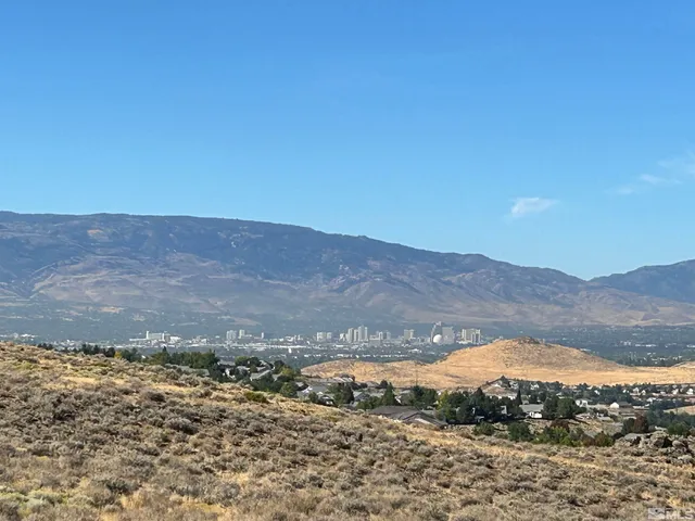 $3,095 | 2777 Dome Court, Sparks, NV 89436