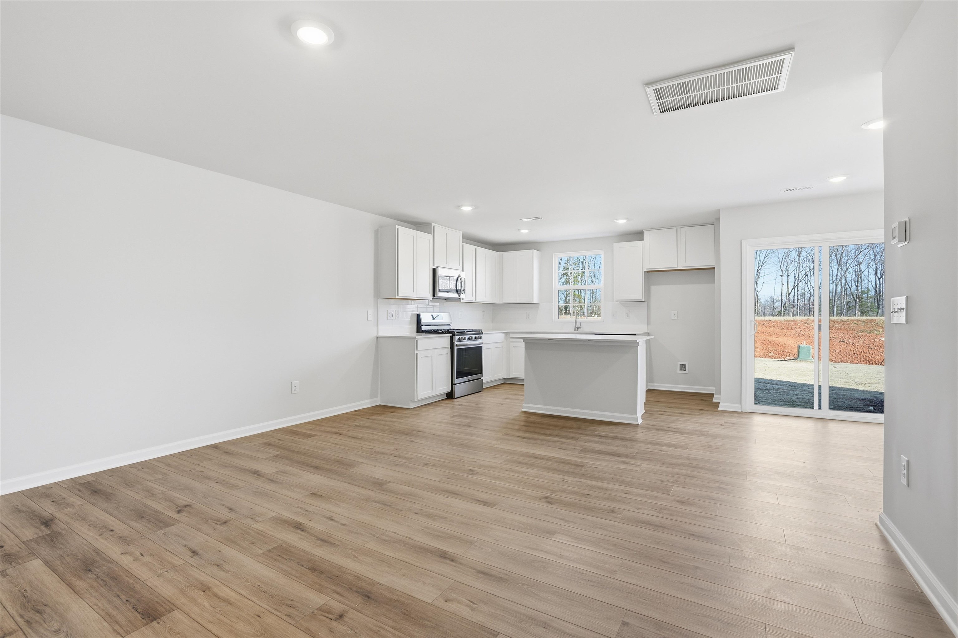 1358 Cattleman Acres Drive Inman, SC 29349 - Photo 5 of 30