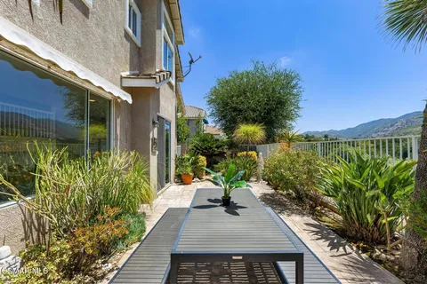 $1,299,000 | 3098 Espana Lane, Thousand Oaks, CA 91362