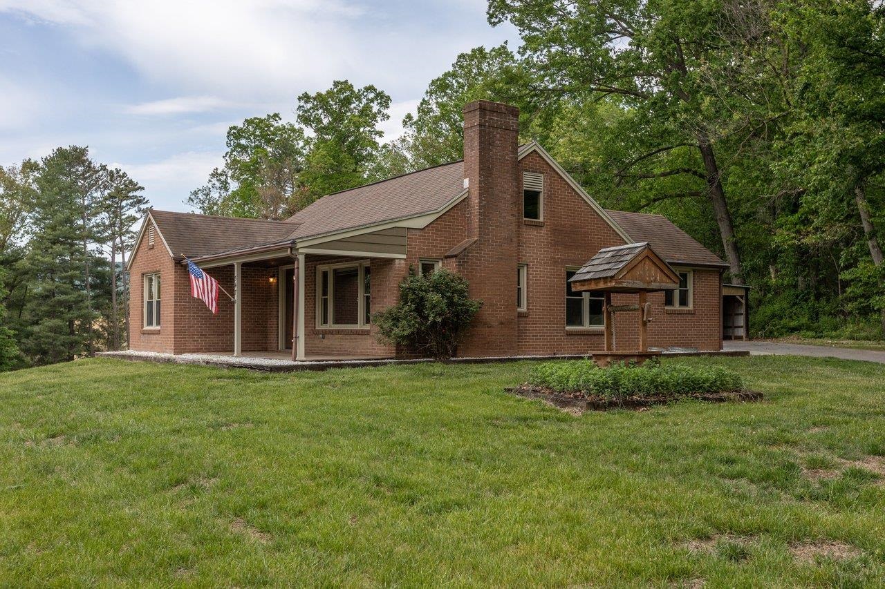 547 Grindstone Road Bridgewater, VA 22812 - Photo 57 of 57 a front view of house with yard and green space