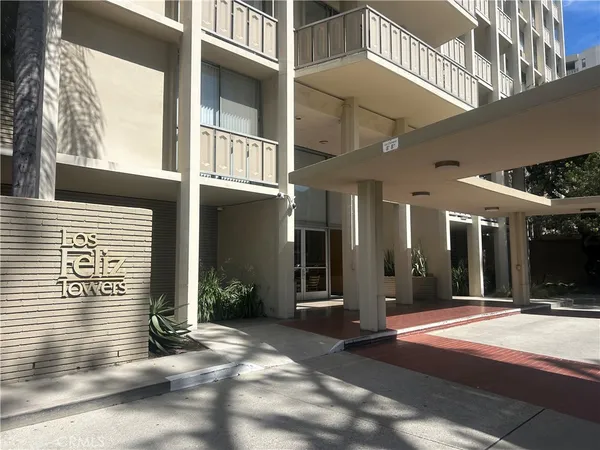 $695,000 | 4455 Los Feliz Boulevard, Unit 605, Los Angeles, CA 90027