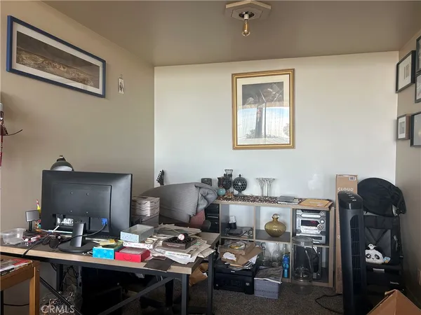 $695,000 | 4455 Los Feliz Boulevard, Unit 605, Los Angeles, CA 90027