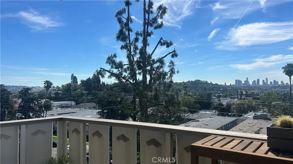 $695,000 | 4455 Los Feliz Boulevard, Unit 605, Los Angeles, CA 90027