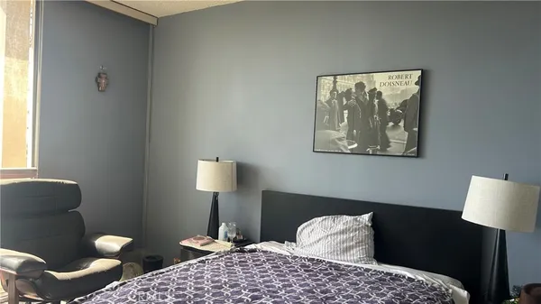 $695,000 | 4455 Los Feliz Boulevard, Unit 605, Los Angeles, CA 90027