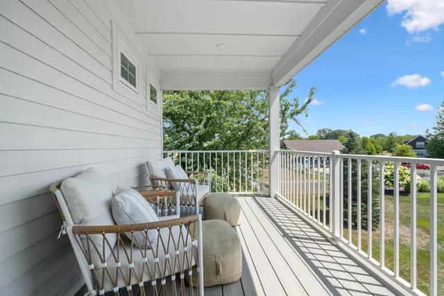 $1,100,000 | 118 Elkenburg Street, Unit 20, South Haven, MI 49090