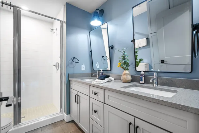 $1,100,000 | 118 Elkenburg Street, Unit 20, South Haven, MI 49090