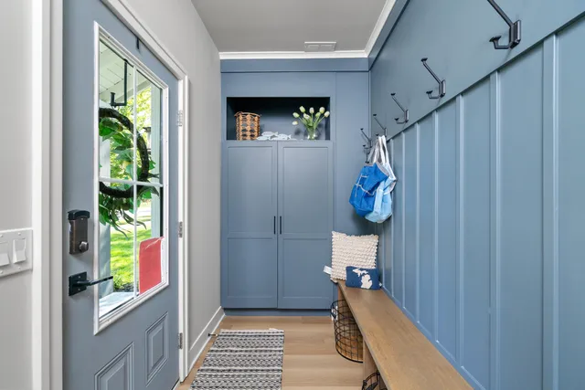 $1,100,000 | 118 Elkenburg Street, Unit 20, South Haven, MI 49090