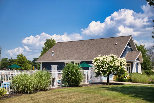 $1,100,000 | 118 Elkenburg Street, Unit 20, South Haven, MI 49090