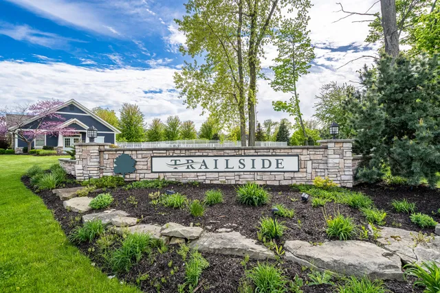 $1,100,000 | 118 Elkenburg Street, Unit 20, South Haven, MI 49090