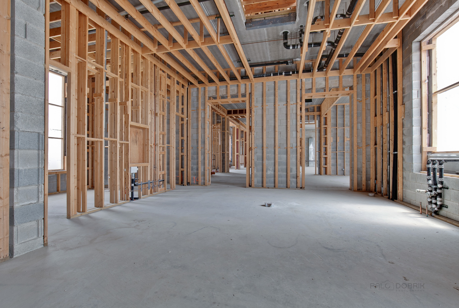 333 Foster Place Lake Forest, IL 60045 - Photo 7 of 21 an empty room with windows