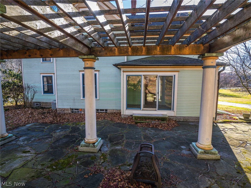4041 Granger Road Akron, OH 44333 - Photo 19 of 34 Outdoor entertainment area.