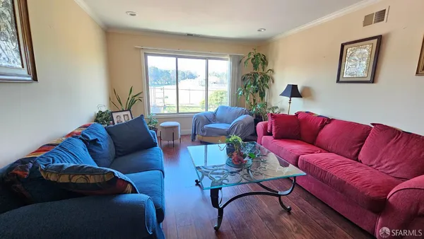 $1,589,000 | 2083-2085 San Jose Avenue, San Francisco, CA 94112