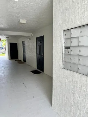 $2,300 | 803 Villa Circle, Unit 803, Boynton Beach, FL 33435