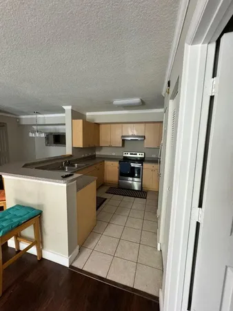 $2,300 | 803 Villa Circle, Unit 803, Boynton Beach, FL 33435