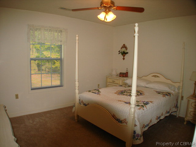 8122 Willis Road Gloucester, VA 23061 - Photo 13 of 24