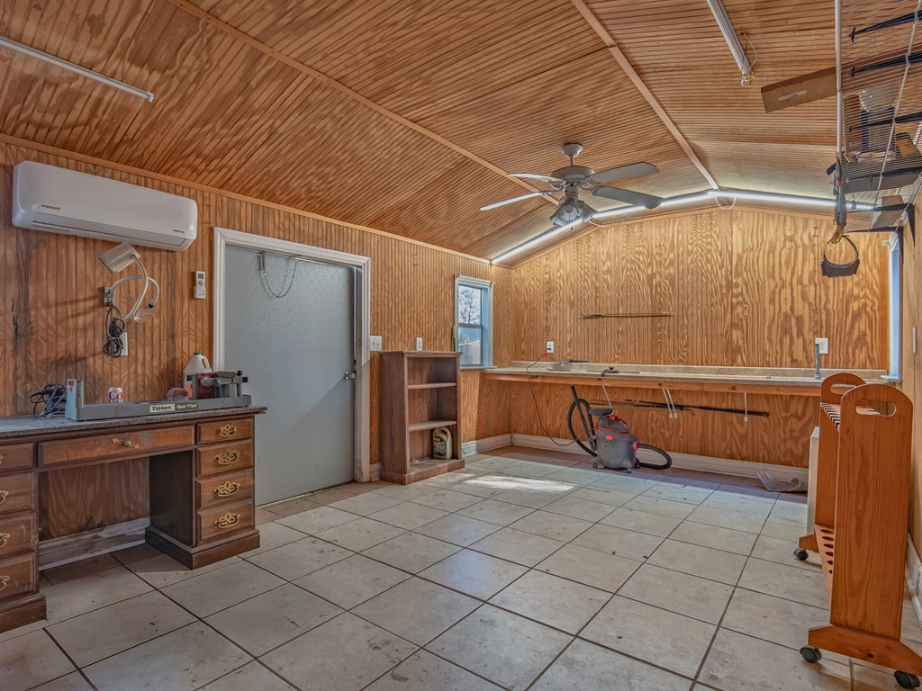 140 Craig Street Carrabelle, FL 32322 - Photo 16 of 64