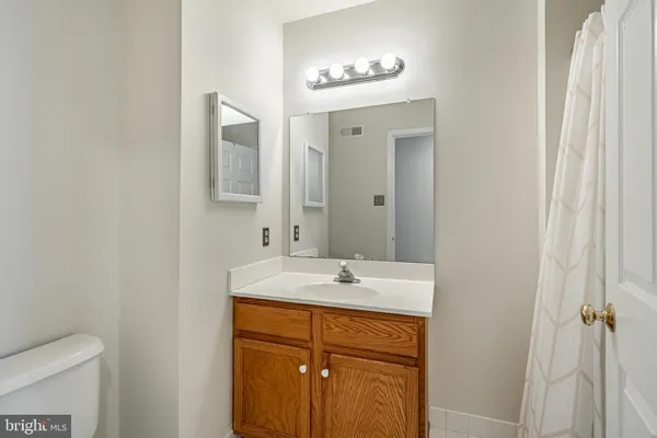 $3,000 | 124 Jeffords Court, Unit 1403, Phoenixville, PA 19460