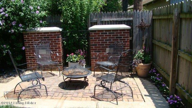 423 Fairlawn Road Louisville, KY 40207 - Photo 53 of 70 DSC02934