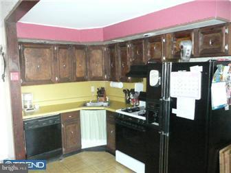 993 Grant Road Folcroft, PA 19032 - Photo 2 of 6