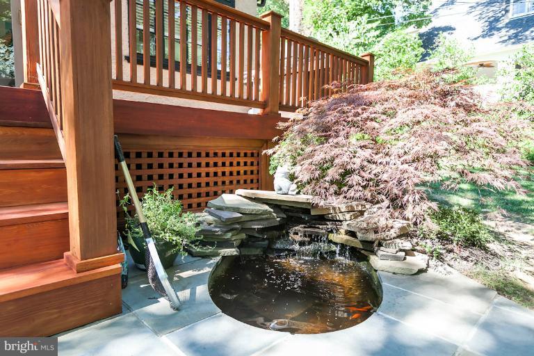 611 Edgevale Road Baltimore, MD 21210 - Photo 25 of 30 Patio