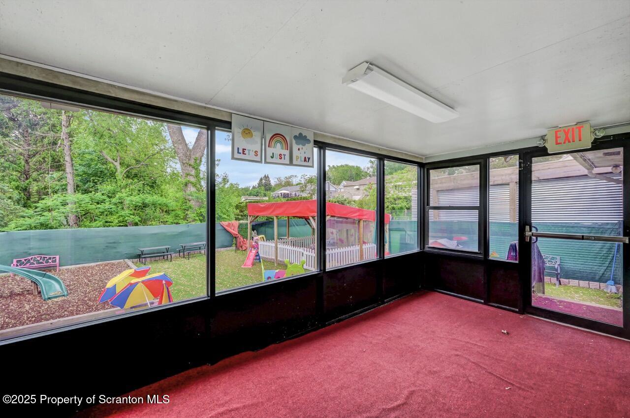 2118 Washburn Street Scranton, PA 18504 - Photo 17 of 72 2118 Washburn St 17 Large