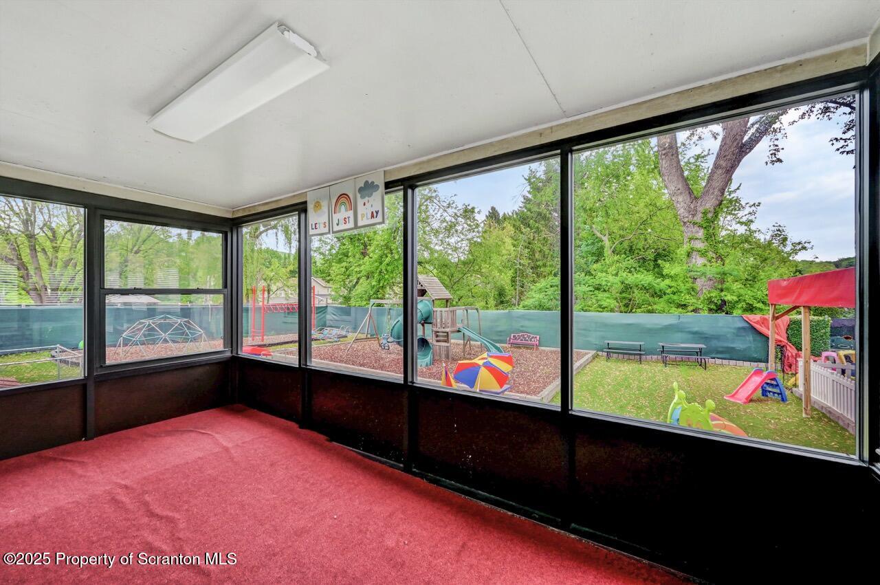 2118 Washburn Street Scranton, PA 18504 - Photo 18 of 72 2118 Washburn St 18 Large