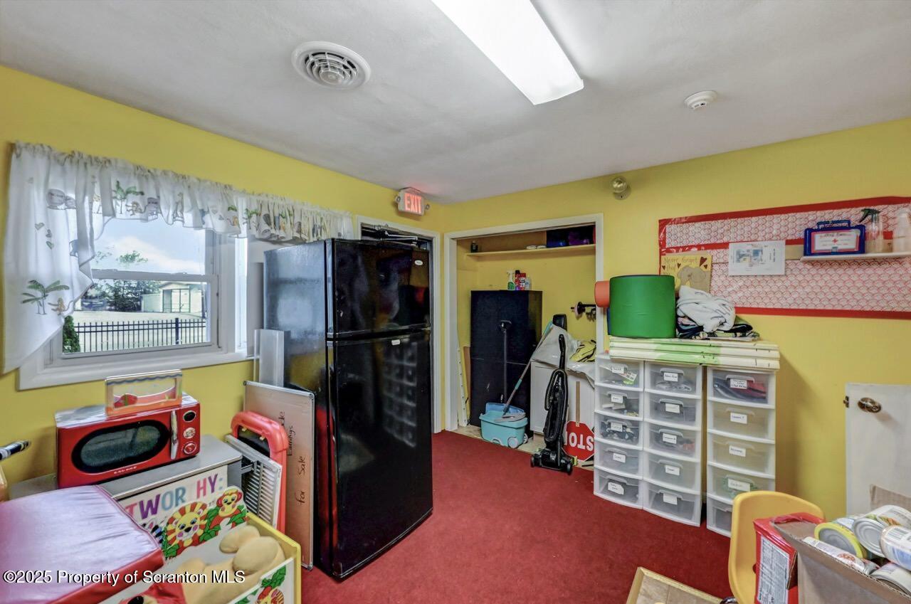 2118 Washburn Street Scranton, PA 18504 - Photo 36 of 72 2118 Washburn St 36 Large