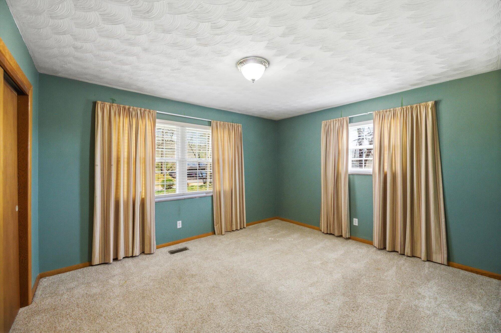 2429 Cindy Street Athens, TN 37303 - Photo 15 of 36 15-2429-Cindy-St-Athens-TN-15