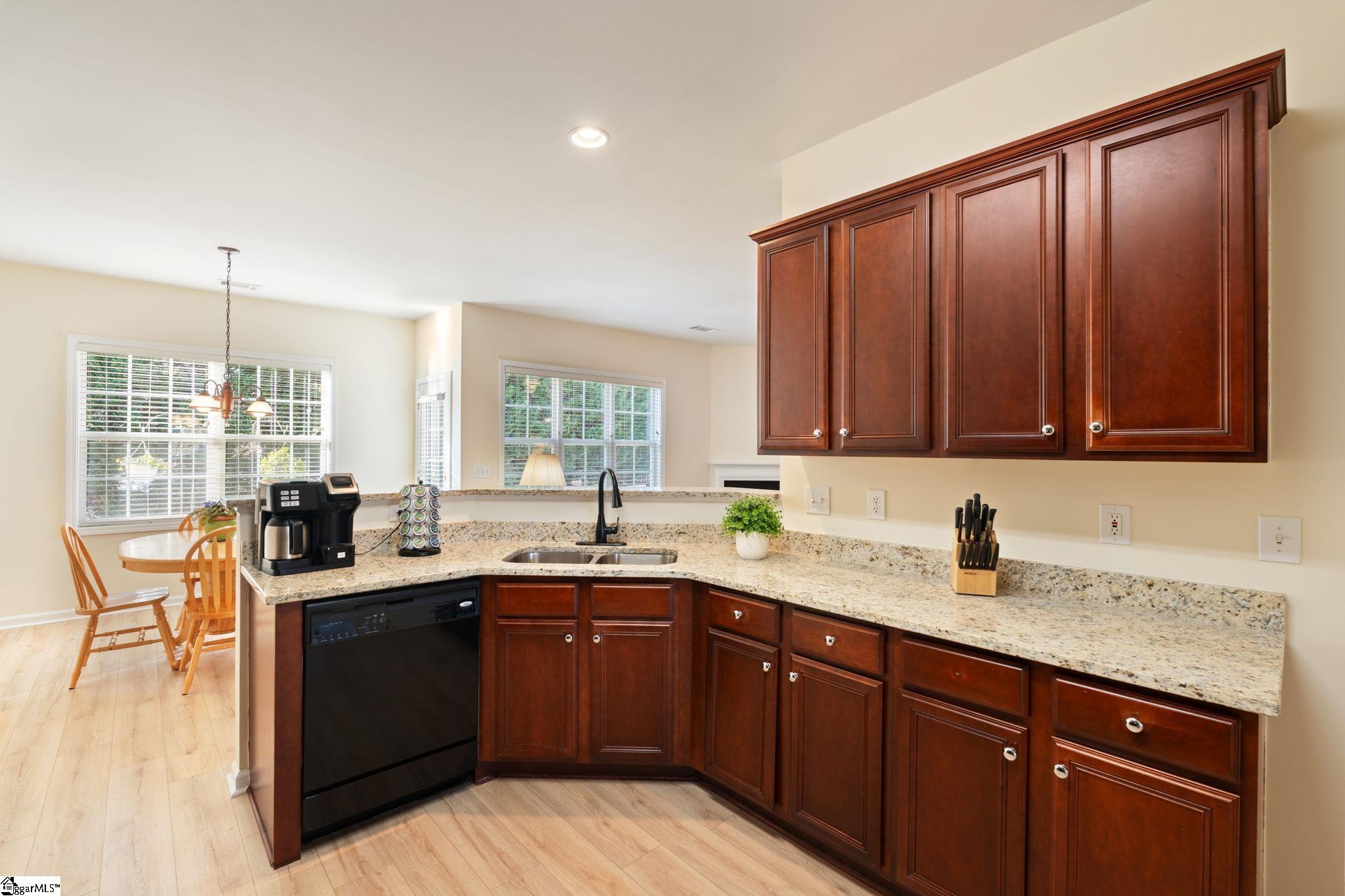 6 Castle Hall Court Simpsonville, SC 29680 - Photo 11 of 30