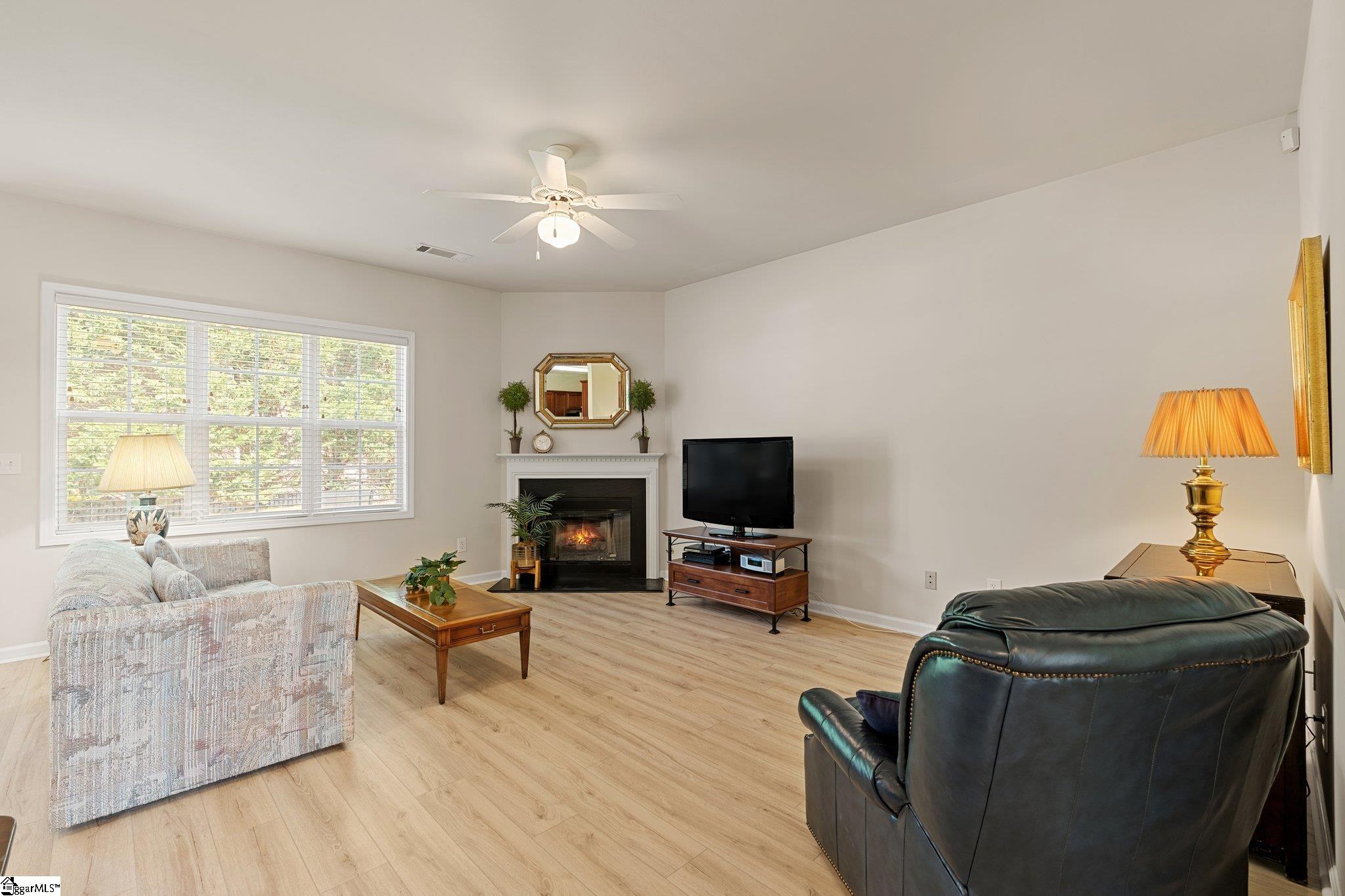 6 Castle Hall Court Simpsonville, SC 29680 - Photo 12 of 30