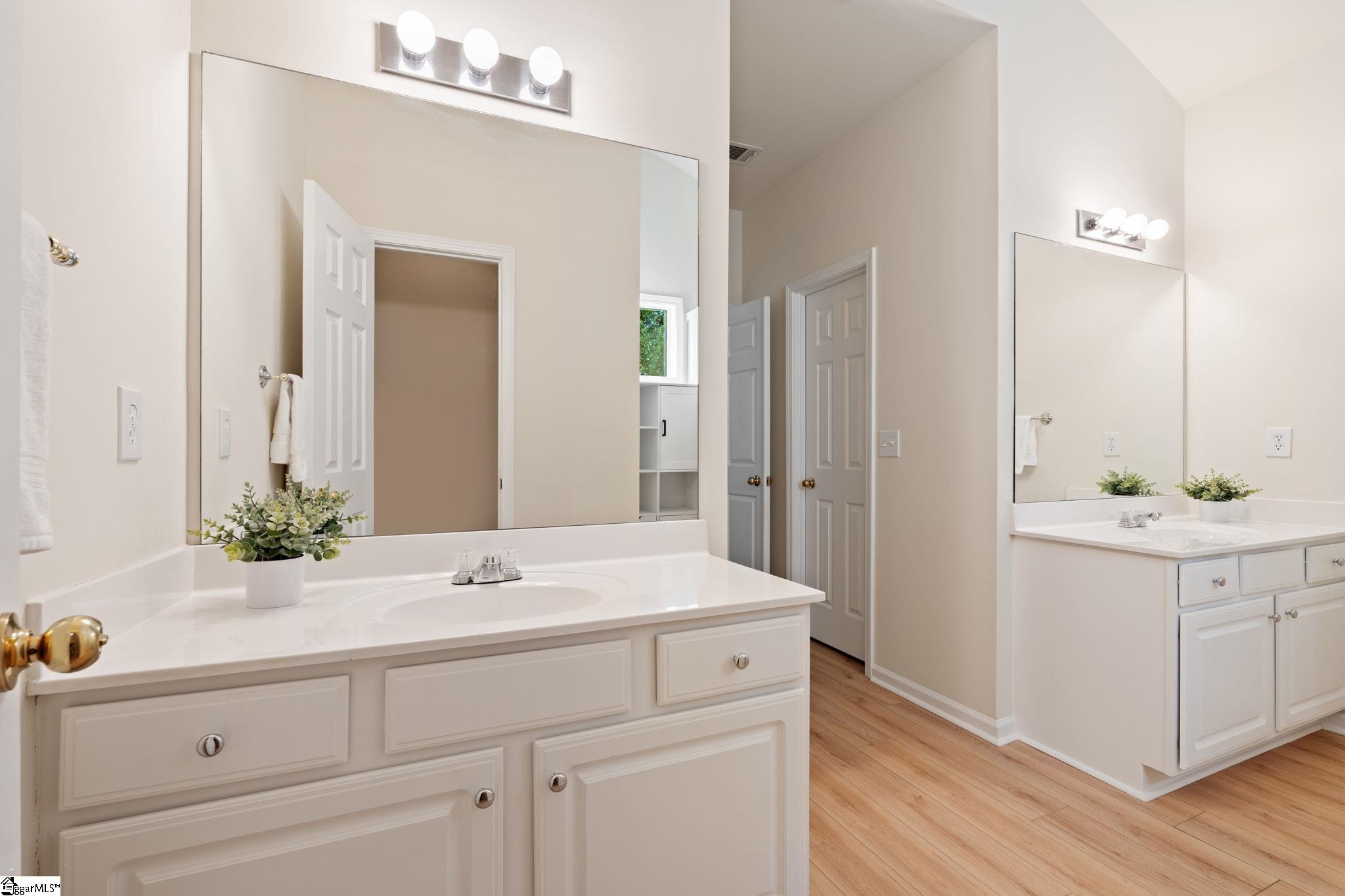 6 Castle Hall Court Simpsonville, SC 29680 - Photo 17 of 30