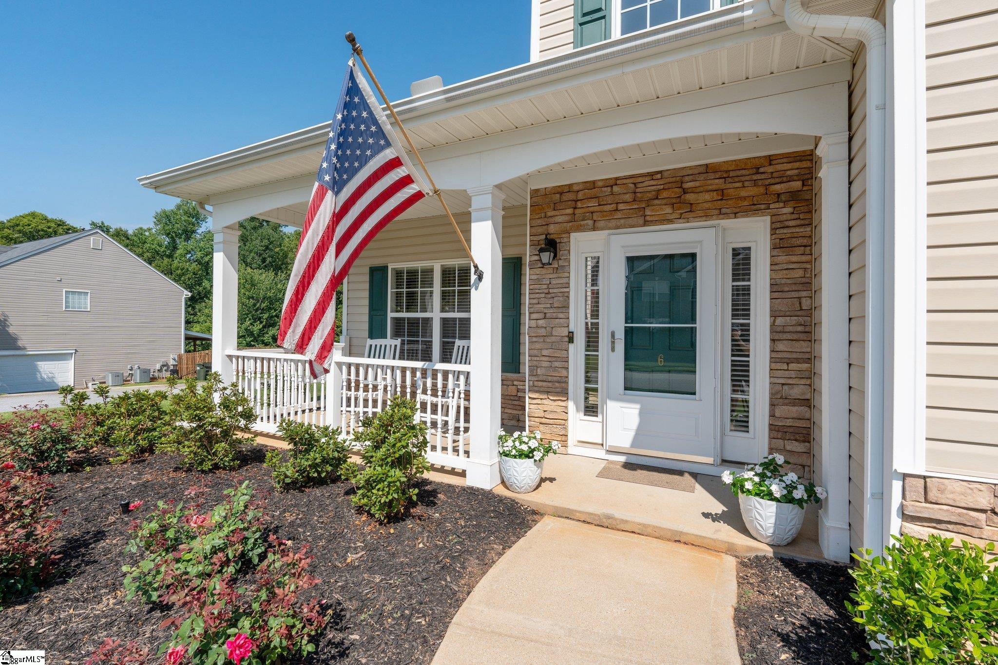 6 Castle Hall Court Simpsonville, SC 29680 - Photo 2 of 30