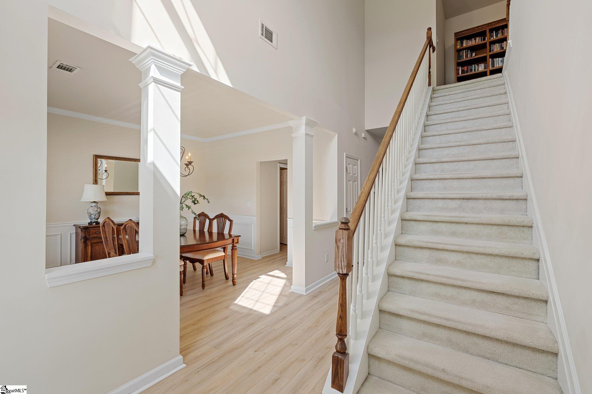 6 Castle Hall Court Simpsonville, SC 29680 - Photo 3 of 30