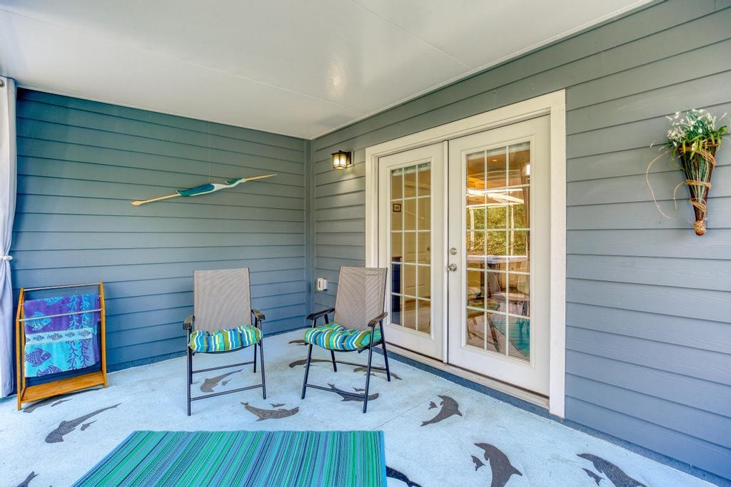 124 Dory Road St. Augustine, FL 32086 - Photo 27 of 39 a outdoor view with a sitting space