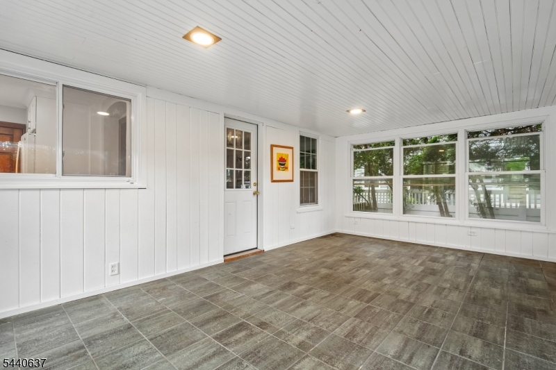 688 Greenbrook Road North Plainfield, NJ 07063 - Photo 29 of 37