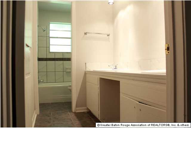 3921 Ridgemont Drive Baton Rouge, LA 70814 - Photo 8 of 8 Gallery Image 8