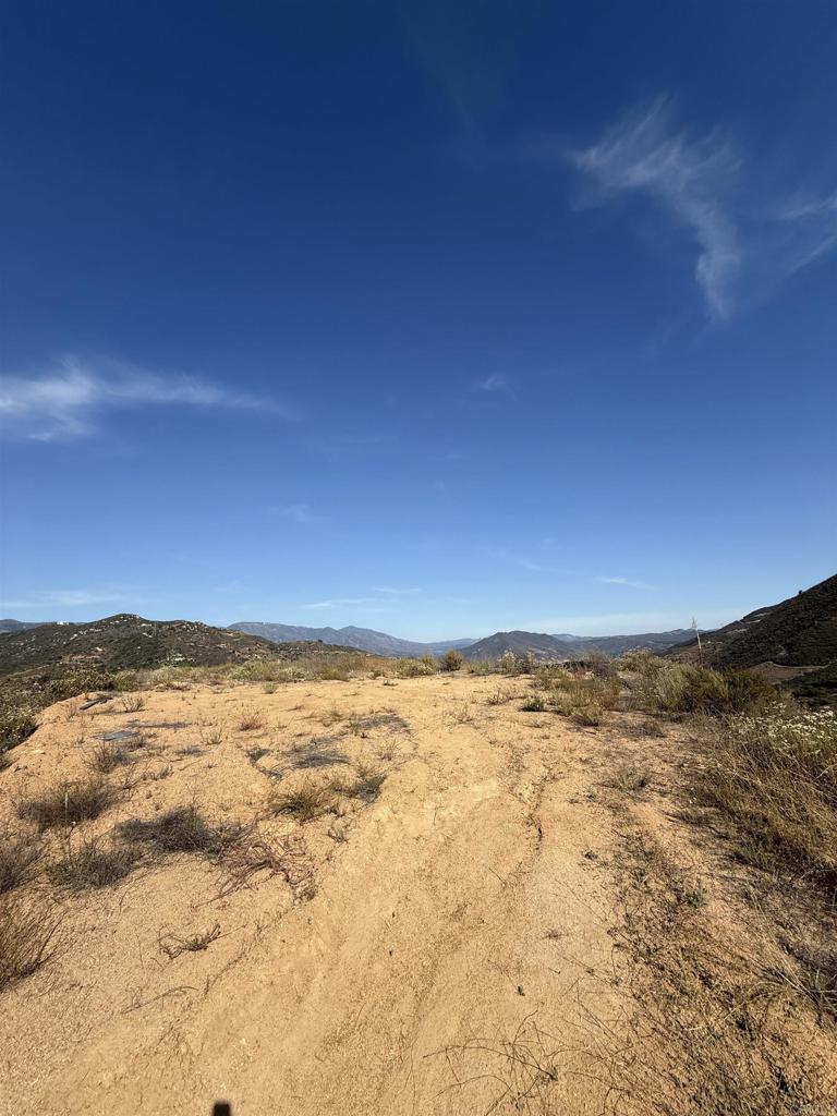 9932 Gomez Creek Road Fallbrook, CA 92028 - Photo 7 of 30 a view of ocean