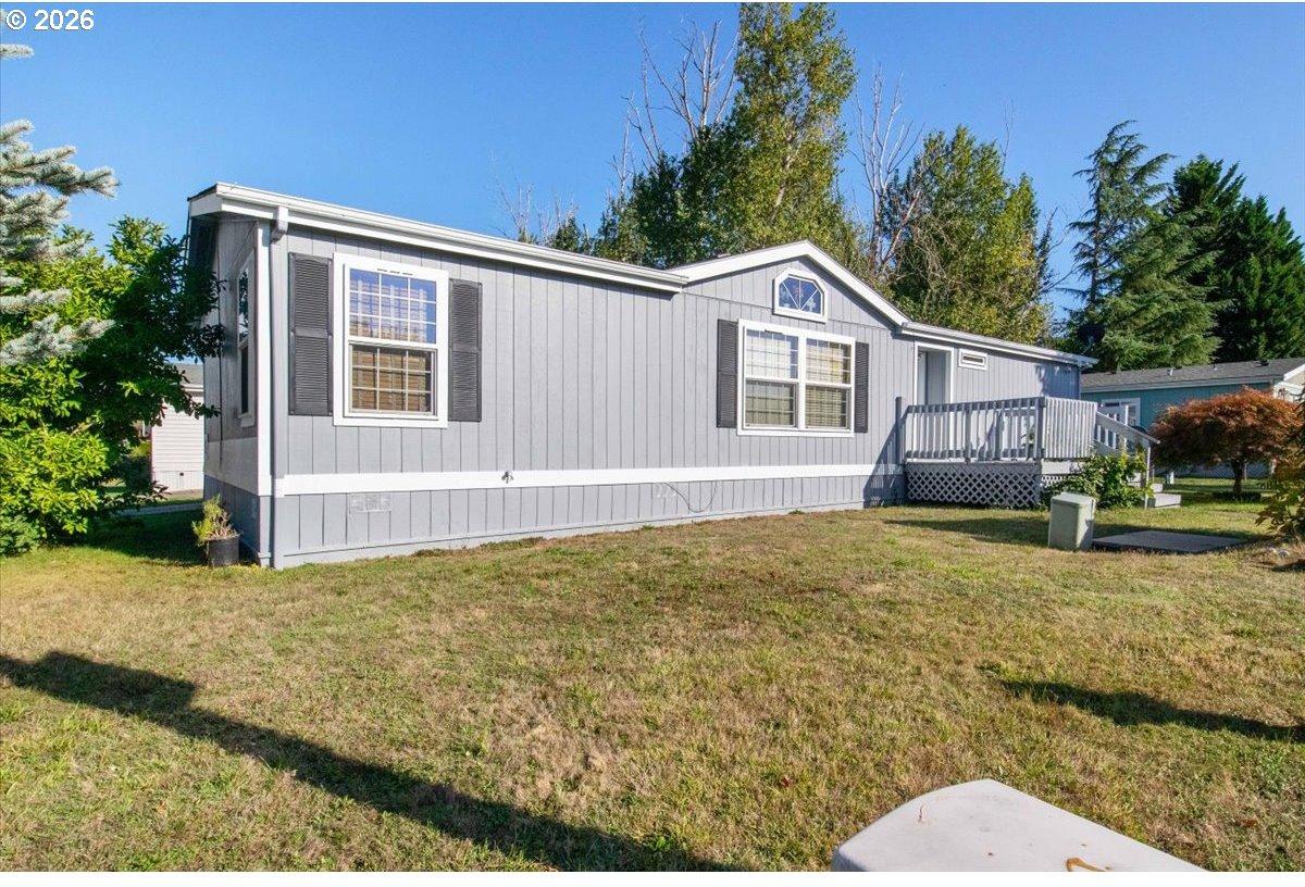 786 Hoffman Road Northeast Salem, OR 97301 - Photo 3 of 38 Gallery Image 3