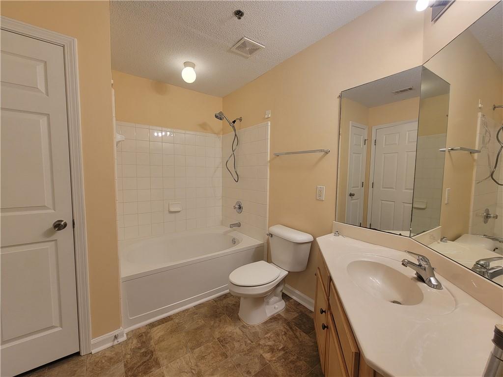 245 Amal Drive Southwest, Unit 2007 Atlanta, GA 30315 - Photo 7 of 14