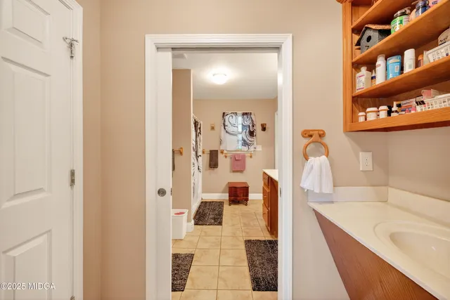 $229,000 | 209 Needlecrest Drive, Gray, GA 31032